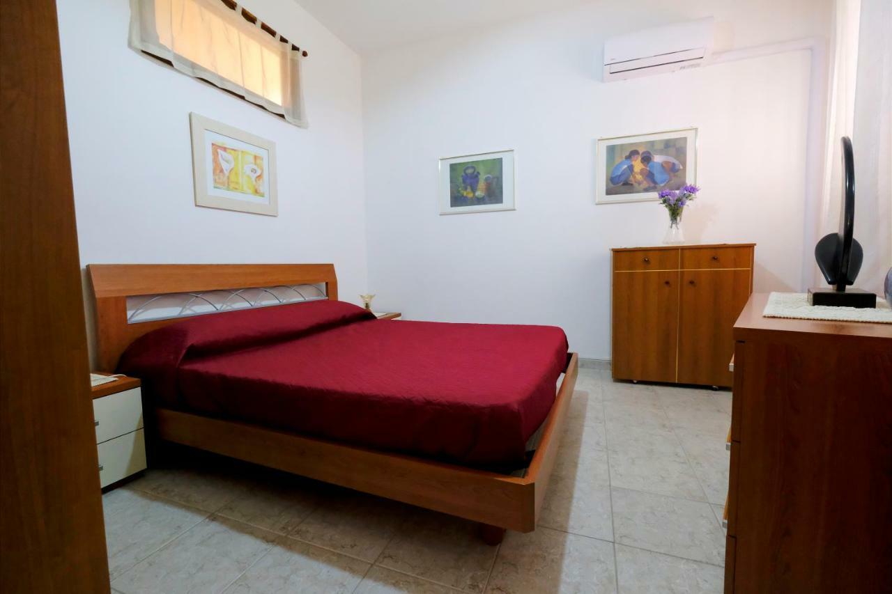 Bed & Breakfast L'Aquilino Иглесиас Экстерьер фото